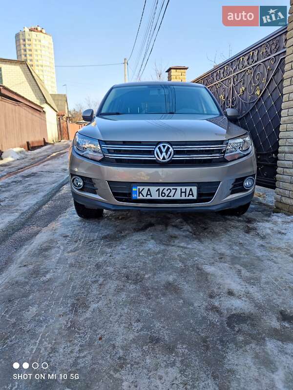 Volkswagen Tiguan 2015