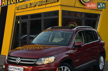 Позашляховик / Кросовер Volkswagen Tiguan 2012 в Києві