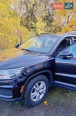 Внедорожник / Кроссовер Volkswagen Tiguan 2016 в Каменском