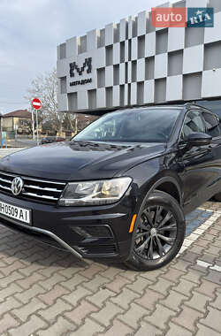 Внедорожник / Кроссовер Volkswagen Tiguan 2019 в Одессе