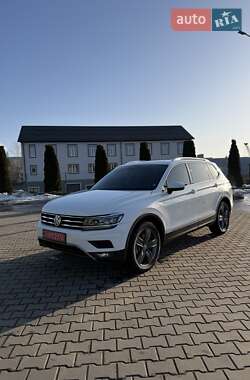 Внедорожник / Кроссовер Volkswagen Tiguan 2020 в Виннице