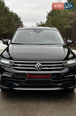 Внедорожник / Кроссовер Volkswagen Tiguan 2024 в Белогородке