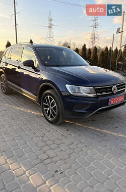 Внедорожник / Кроссовер Volkswagen Tiguan 2021 в Львове