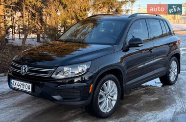 Внедорожник / Кроссовер Volkswagen Tiguan 2015 в Харькове