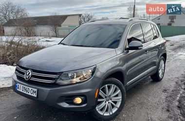 Внедорожник / Кроссовер Volkswagen Tiguan 2011 в Броварах