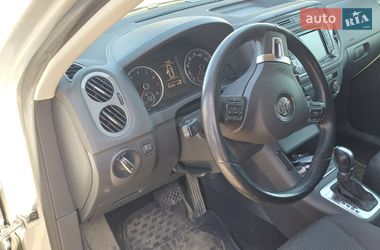 Внедорожник / Кроссовер Volkswagen Tiguan 2014 в Ужгороде