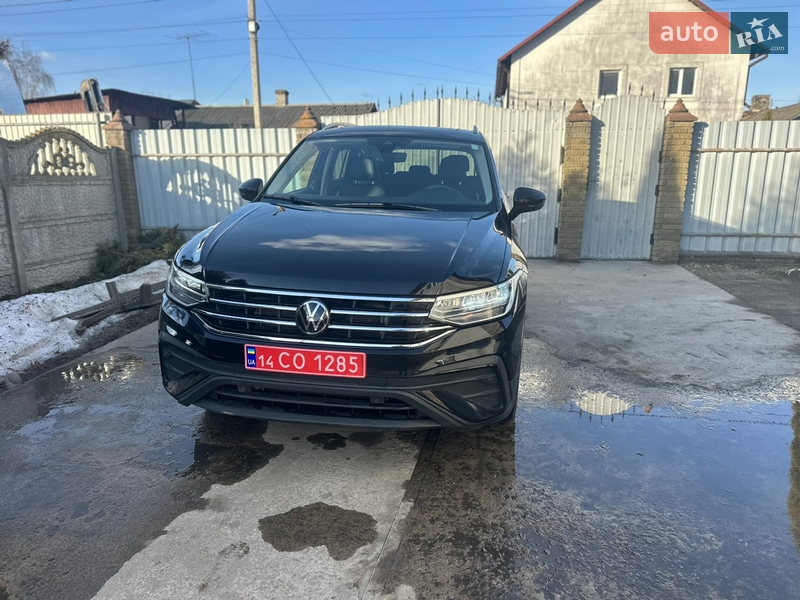 Внедорожник / Кроссовер Volkswagen Tiguan 2023 в Ровно