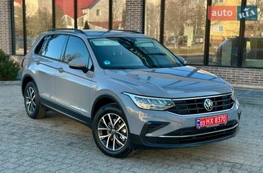 Внедорожник / Кроссовер Volkswagen Tiguan 2021 в Ивано-Франковске