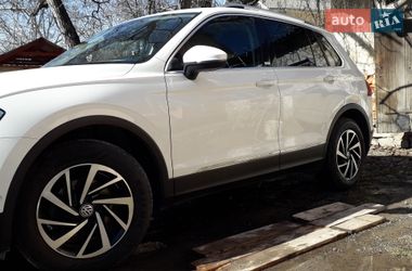 Позашляховик / Кросовер Volkswagen Tiguan 2018 в Кам'янець-Подільському