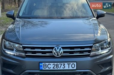 Позашляховик / Кросовер Volkswagen Tiguan 2018 в Дніпрі