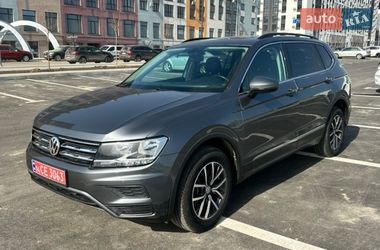 Внедорожник / Кроссовер Volkswagen Tiguan 2019 в Ровно