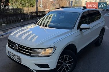 Внедорожник / Кроссовер Volkswagen Tiguan 2018 в Киеве