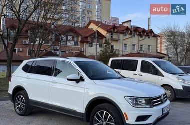 Внедорожник / Кроссовер Volkswagen Tiguan 2020 в Львове