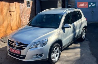 Позашляховик / Кросовер Volkswagen Tiguan 2009 в Вінниці