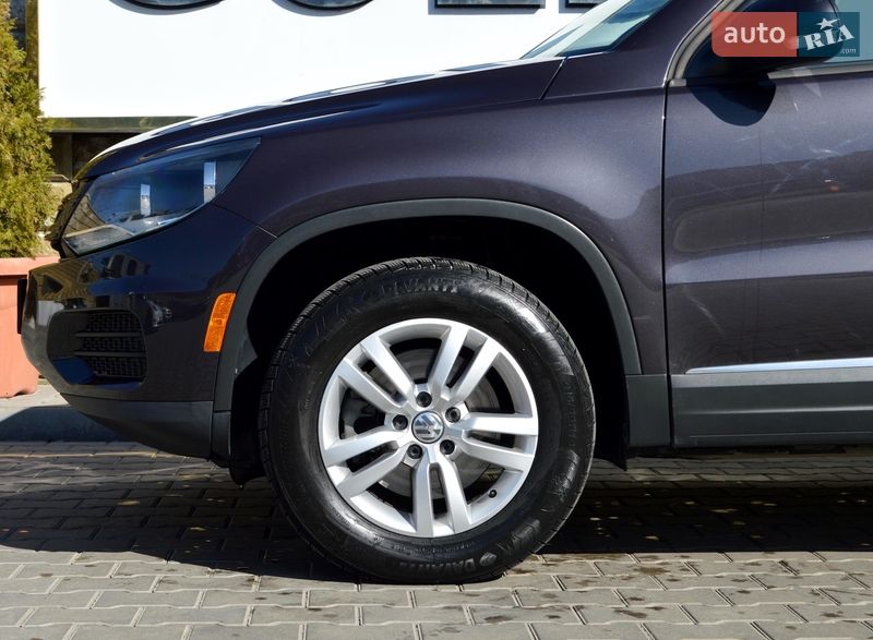 Позашляховик / Кросовер Volkswagen Tiguan 2016 в Одесі