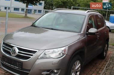 Внедорожник / Кроссовер Volkswagen Tiguan 2010 в Луцке