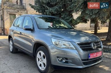 Внедорожник / Кроссовер Volkswagen Tiguan 2008 в Вознесенске
