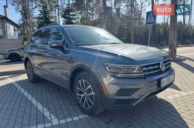 Внедорожник / Кроссовер Volkswagen Tiguan 2019 в Киеве