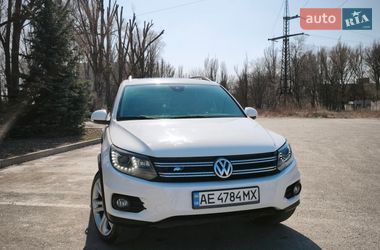 Внедорожник / Кроссовер Volkswagen Tiguan 2012 в Днепре