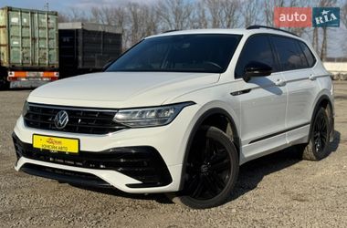Внедорожник / Кроссовер Volkswagen Tiguan 2021 в Умани