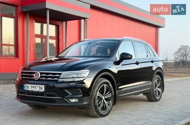 Позашляховик / Кросовер Volkswagen Tiguan 2019 в Рівному