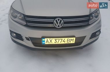 Позашляховик / Кросовер Volkswagen Tiguan 2013 в Харкові