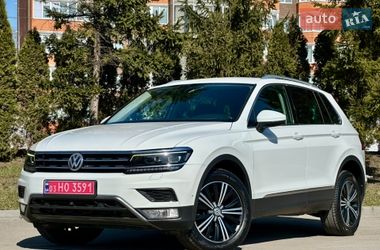 Внедорожник / Кроссовер Volkswagen Tiguan 2017 в Тернополе