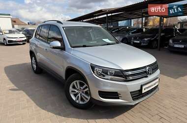 Внедорожник / Кроссовер Volkswagen Tiguan 2016 в Кривом Роге