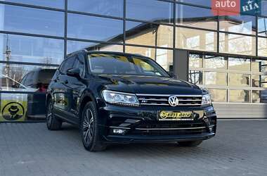 Внедорожник / Кроссовер Volkswagen Tiguan 2017 в Ивано-Франковске