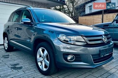 Позашляховик / Кросовер Volkswagen Tiguan 2014 в Одесі