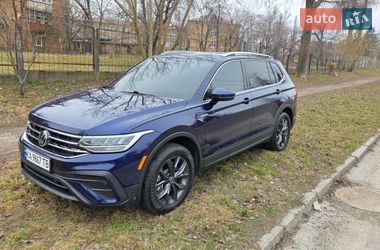 Внедорожник / Кроссовер Volkswagen Tiguan 2023 в Киеве