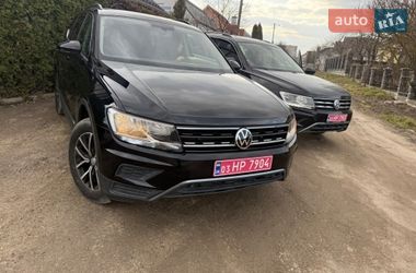 Внедорожник / Кроссовер Volkswagen Tiguan 2021 в Шумске