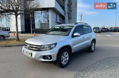 Позашляховик / Кросовер Volkswagen Tiguan 2014 в Києві