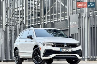 Позашляховик / Кросовер Volkswagen Tiguan 2021 в Києві