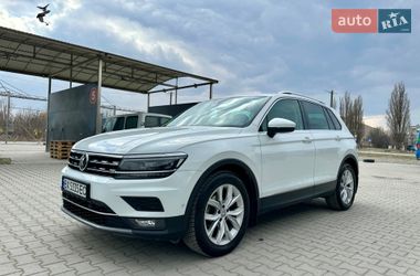 Позашляховик / Кросовер Volkswagen Tiguan 2019 в Кам'янець-Подільському