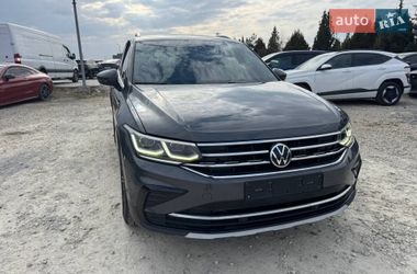Позашляховик / Кросовер Volkswagen Tiguan 2021 в Львові