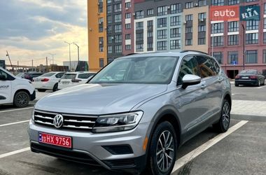 Внедорожник / Кроссовер Volkswagen Tiguan 2020 в Ровно
