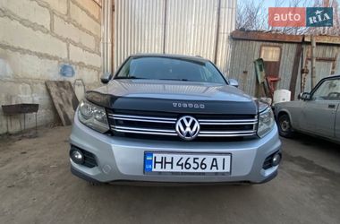 Позашляховик / Кросовер Volkswagen Tiguan 2012 в Одесі