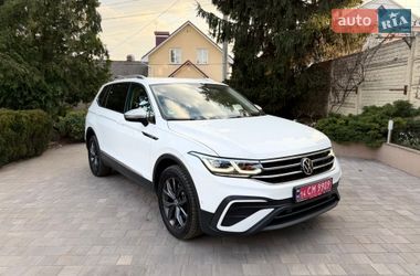 Позашляховик / Кросовер Volkswagen Tiguan 2022 в Житомирі