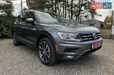 Внедорожник / Кроссовер Volkswagen Tiguan 2018 в Славуте