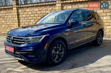 Позашляховик / Кросовер Volkswagen Tiguan 2022 в Києві