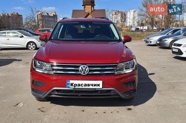 Позашляховик / Кросовер Volkswagen Tiguan 2017 в Києві