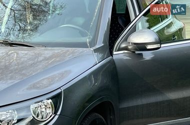 Внедорожник / Кроссовер Volkswagen Tiguan 2014 в Софиевской Борщаговке