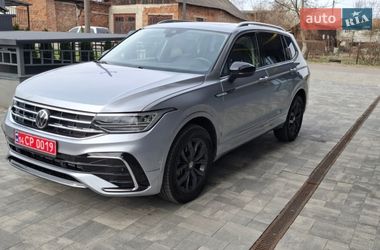 Внедорожник / Кроссовер Volkswagen Tiguan 2022 в Львове