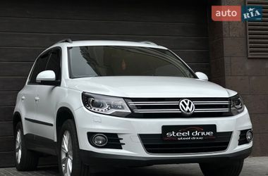 Внедорожник / Кроссовер Volkswagen Tiguan 2014 в Николаеве