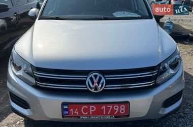 Внедорожник / Кроссовер Volkswagen Tiguan 2017 в Львове
