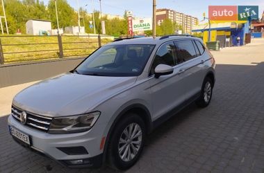 Внедорожник / Кроссовер Volkswagen Tiguan 2017 в Тернополе