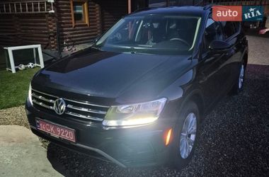 Внедорожник / Кроссовер Volkswagen Tiguan 2019 в Рахове