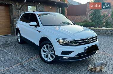 Внедорожник / Кроссовер Volkswagen Tiguan 2018 в Виннице