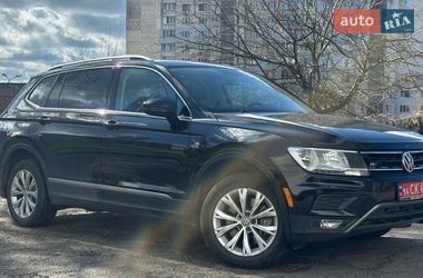 Позашляховик / Кросовер Volkswagen Tiguan 2018 в Харкові